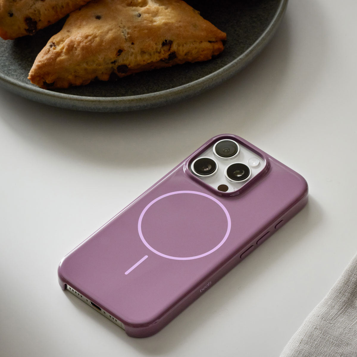 Beats iPhone 16 Pro Case with MagSafe | Sunset Purple Beats iPhone 16 Pro Case with MagSafe | Sunset Purple
